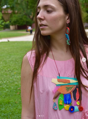 Talisman on pink / Talisman sur rose